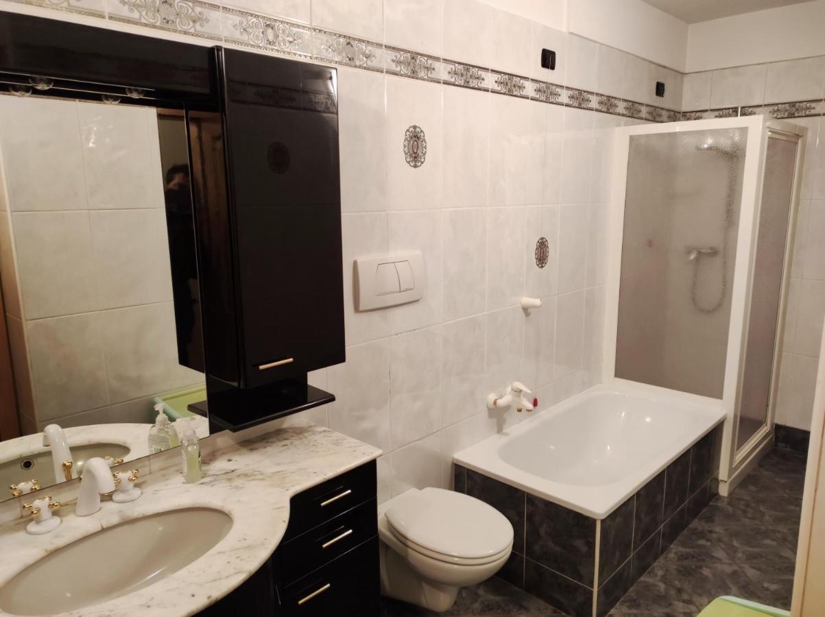 Apartment "Casa Maya" เมซซานา ภายนอก รูปภาพ